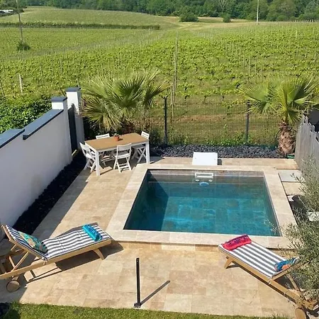 Hébergement de vacances Biveyes - Maison Avec Piscine 2 2 Salle De Bains Salleboeuf